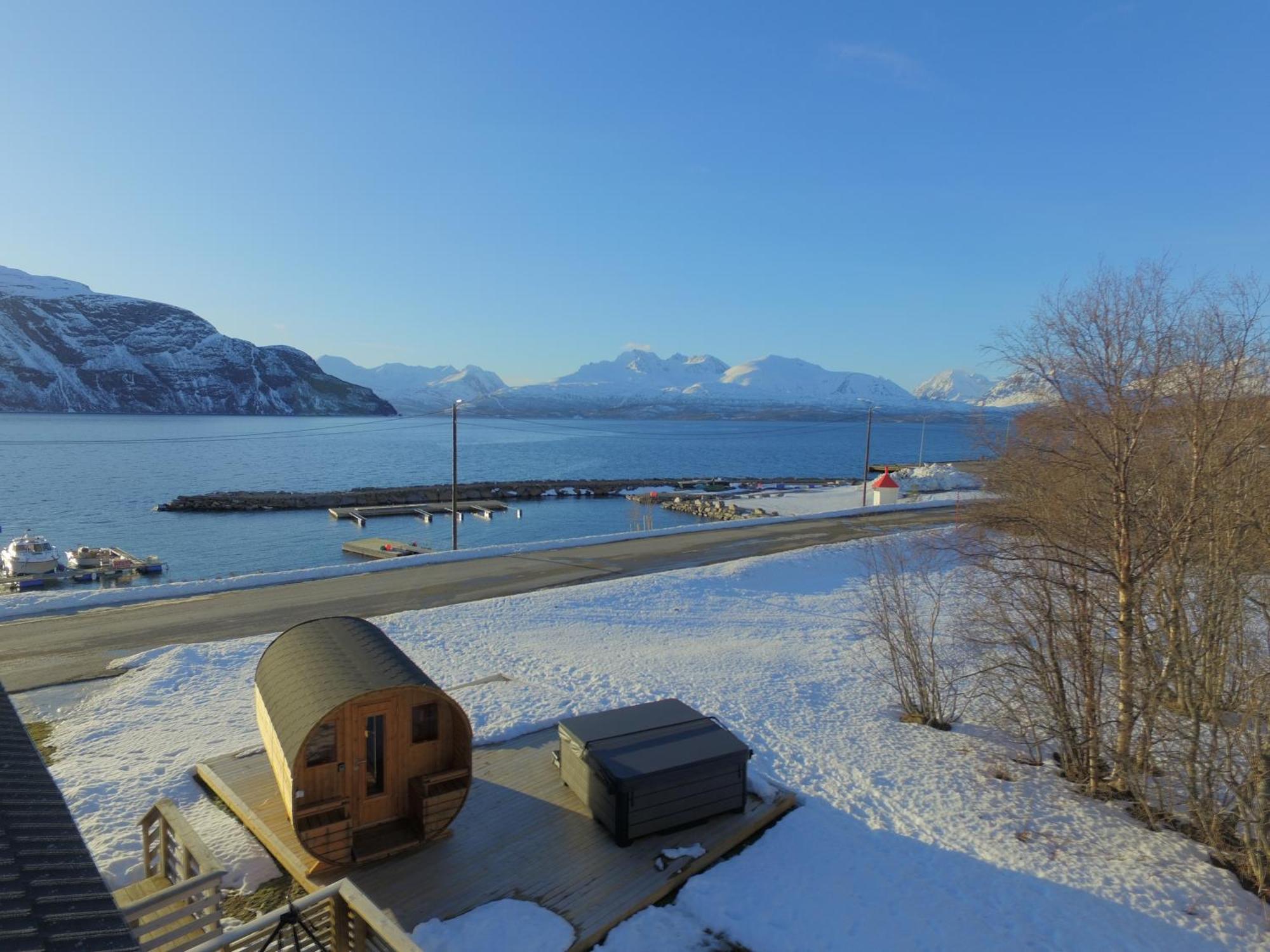 Alpan Apartments, Lyngenfjord Olderdalen ภายนอก รูปภาพ